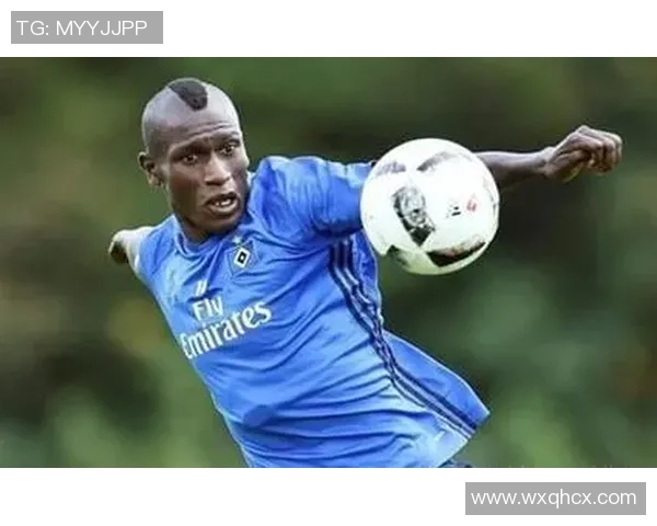 足球明星因偷渡被捕引发热议背后故事曝光引发社会关注与讨论